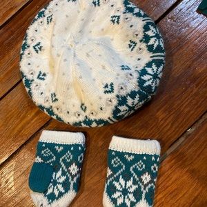 Janie and Jack hat and mittens